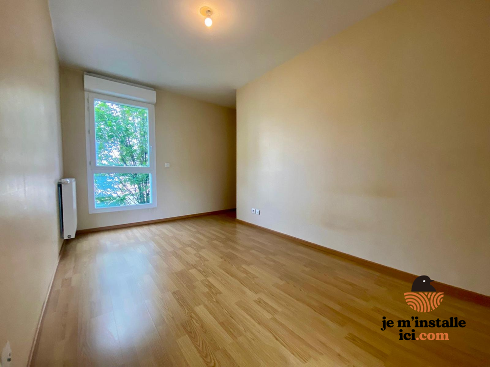 Vente Appartement À vendre   T3 de 66 m2 avec 2 terrasses + garage possible   Quartier Ampère, Grenoble Grenoble