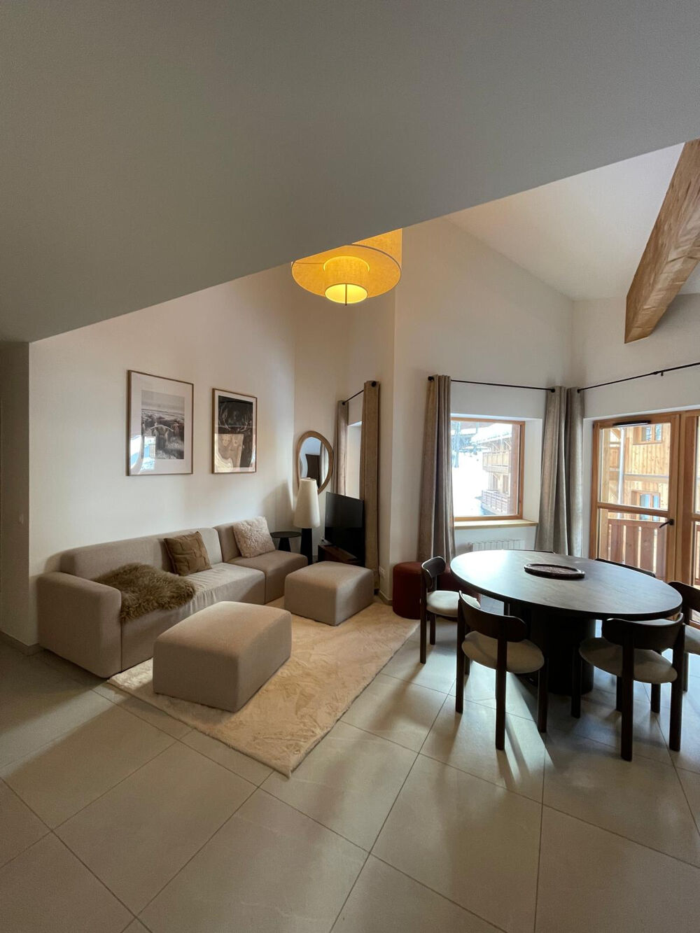 T5 d'exception au pied des pistes disponible de suite !