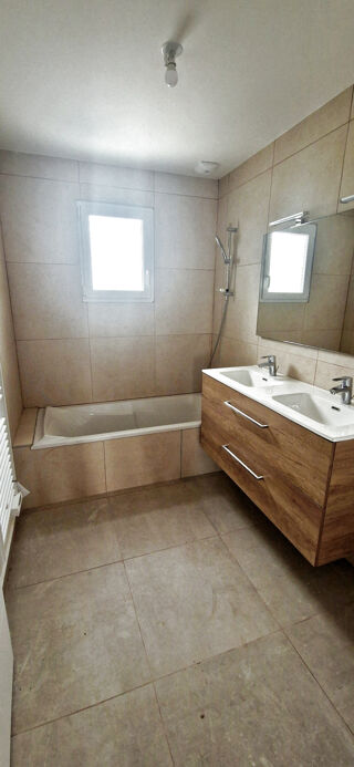  Maison � vendre 4 pi�ces 105 m�