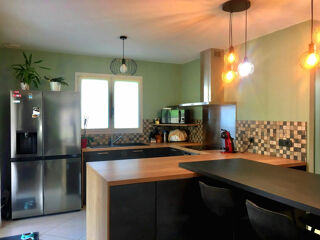  Maison � vendre 6 pi�ces 146 m� Porte des pierres dorees