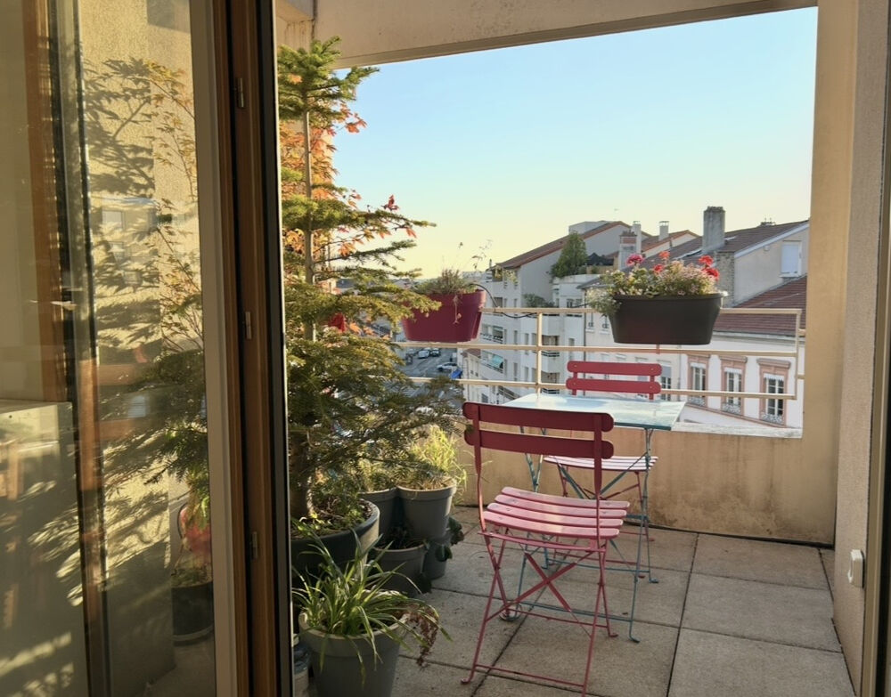 Vente Appartement BEL APPARTEMENT T 4 EN ROOFTOP Villeurbanne