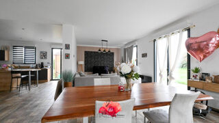  Maison � vendre 8 pi�ces 211 m�