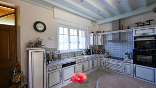  Propri�t�/ch�teau � vendre 10 pi�ces 286 m�