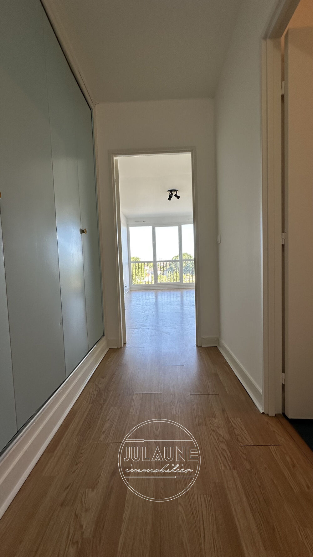 APPARTEMENT À LOUER EMPLACEMENT IDÉAL - FAC DE SCIENCES...