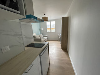  Appartement à louer 1 pièce 14 m²