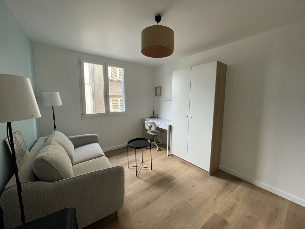 Location Appartement Studio meuble - 1étage côté rue Limoges