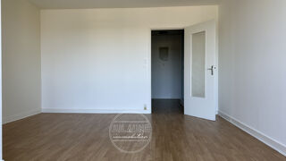  Appartement à louer 1 pièce 35 m²