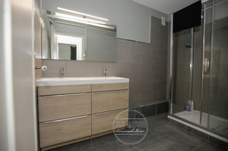 Vente Appartement Appartement T5   Secteur Renoir   Un bien aux multiples possibilités ! Limoges