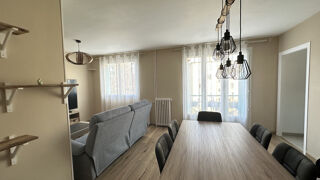  Appartement à louer 3 pièces 67 m²
