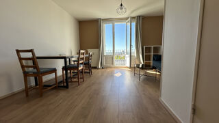  Appartement à louer 3 pièces 57 m²