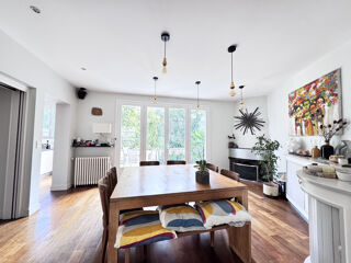  Maison  vendre 7 pices 240 m