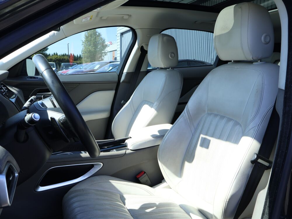 F-PACE 2.0 D - 180 ch 2WD BVA8 R-Sport 2018 occasion 77680 Roissy-en-Brie