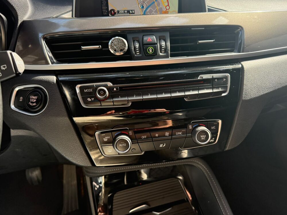 X1 sDrive 18d 150 ch X Line 2017 occasion 62230 Outreau