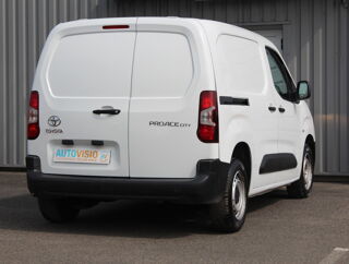 Proace MEDIUM 1.5L 100 D-4D BVM5 DYNAMIC 2022 occasion 77680 Roissy-en-Brie