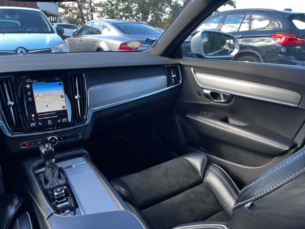 V90 D4 AWD 190 ch Geartronic 8 R-Design 2018 occasion 44470 Carquefou