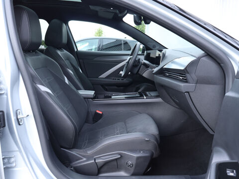Astra 1.2 Turbo Hybride 136 ch e-DCT6 GS 2025 occasion 77680 Roissy-en-Brie