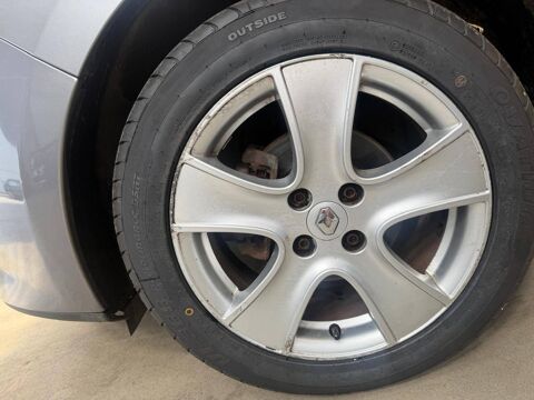 Clio IV Estate Estate IV TCe 90 eco2 Intens 2015 occasion 62230 Outreau
