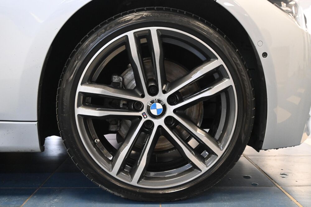 S&eacute;rie 3 Touring 330d xDrive 258 ch BVA8 M Sport Ultimate 2019 occasion 72650 Saint-Saturnin