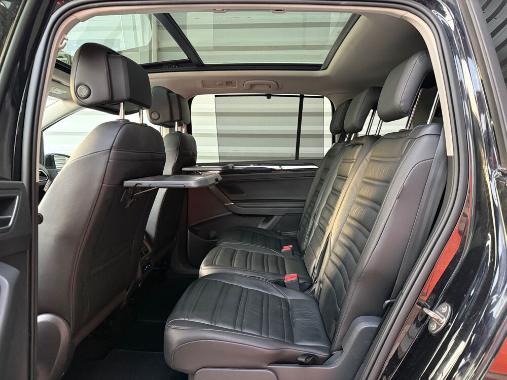 Touran 1.5 TSI EVO 150 DSG7 7pl Carat / Cuir/Led//Toit Pano/Camera/ 2021 occasion 50300 MARCEY-LES-GREVES
