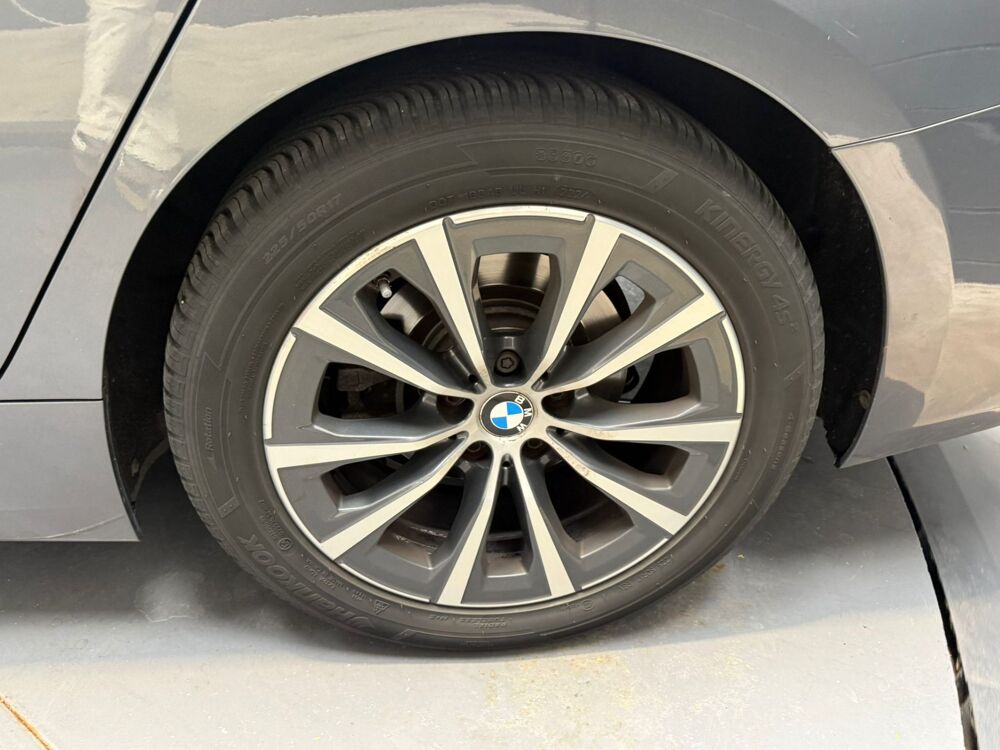 S&eacute;rie 3 Touring 318d 136 ch BVA8 Business Design Suivi BMW 2019 occasion 62230 Outreau