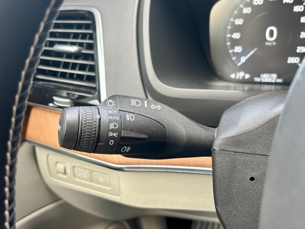 XC90 Recharge T8 AWD 303+87 ch Geartronic 8 7pl Inscription 2019 occasion 44880 Sautron