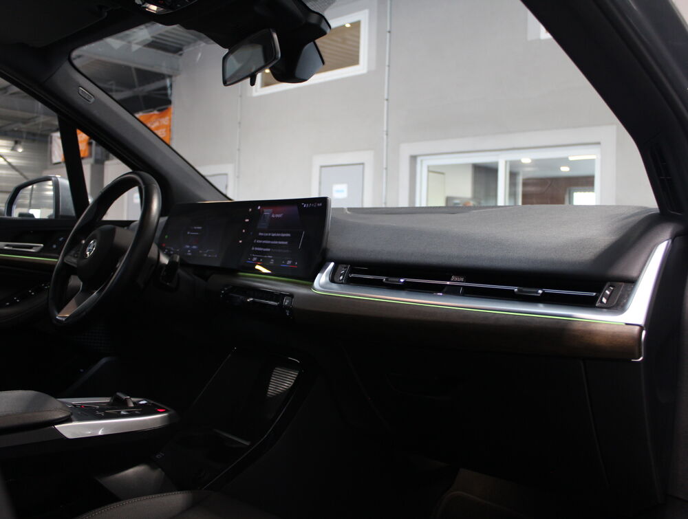 Serie 2 Active Tourer 218i 136 ch DKG7 Luxury 2023 occasion 77680 Roissy-en-Brie