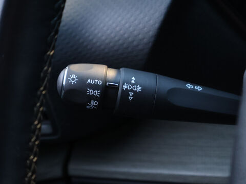 C5 X Hybride Rechargeable 225 S&S e-EAT8 Shine Pack 2023 occasion 77680 Roissy-en-Brie