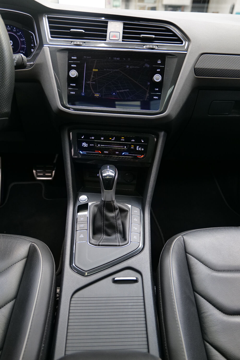 Tiguan eHybrid 245ch DSG6 R-Line Exclusive - 1&deg;MAIN FRANCAIS TVA RE 2022 occasion 69008 LYON 8EME
