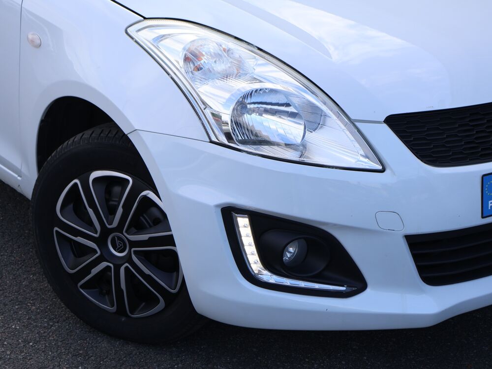 Swift 1.2 VVT 4x4 Privilege 2015 occasion 77680 Roissy-en-Brie