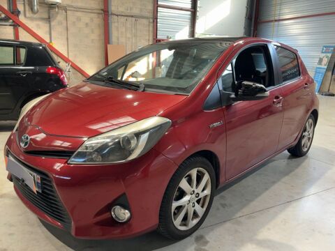 Toyota yaris HYBRIDE 100h Graphic