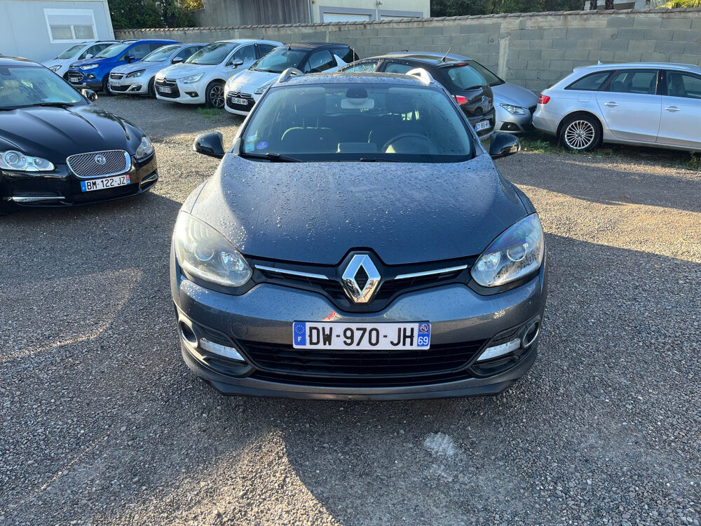 M&eacute;gane III Estate Estate III TCE 130 Energy eco2 Limited 2015 occasion 34090 Montpellier