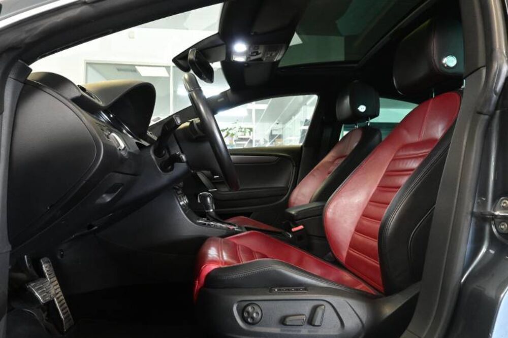 COCCINELLE II 2.0 TDI 177 FAP BlueMotion Technology Carat Edition DSG6 RLi 2014 occasion 72650 Saint-Saturnin
