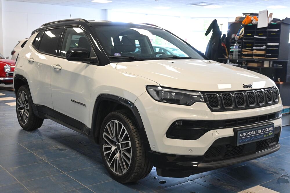 Compass 1.5 Turbo T4 130 ch BVR7 e-Hybrid Summit 2024 occasion 72650 Saint-Saturnin