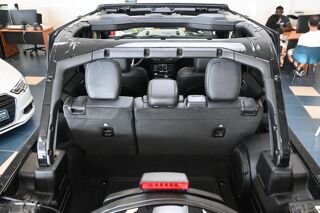 Wrangler Unlimited 4xe 2.0 l T 380 ch PHEV 4x4 BVA8 Overland 2022 occasion 72650 Saint-Saturnin