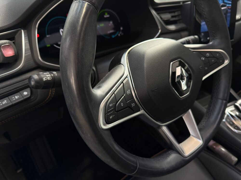 Captur E-Tech full hybrid 143 Iconic Suivi Renault 2023 occasion 62230 Outreau