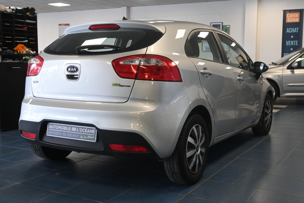 Rio 1.2L 85 ISG Active 2012 occasion 72650 Saint-Saturnin