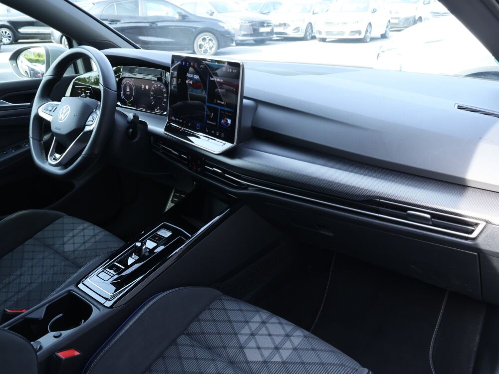 Golf 1.5 eTSI EVO2 150 DSG7 R-Line Edition 2025 occasion 77680 Roissy-en-Brie
