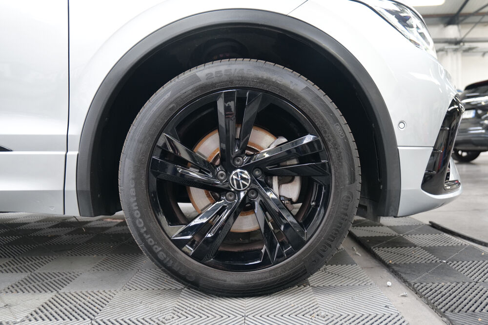 Tiguan eHybrid 245ch DSG6 R-Line 1&deg;MAIN FRANCAIS TVA RECUPERABLE L 2023 occasion 69008 LYON 8EME
