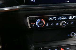 Q3 35 TDI 150CH S TRONIC 7 S LINE 1&deg; MAIN / FRANCAIS / TVA RECU 2023 occasion 69008 LYON 8EME