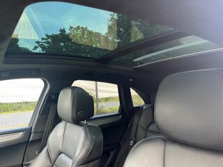 Macan Turbo 3.6 V6 440 ch Pack Performance PDK 2017 occasion 44470 Carquefou