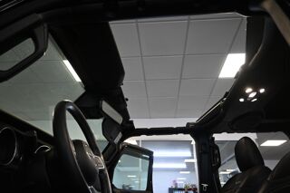 Wrangler Unlimited 4xe 2.0 l T 380 ch PHEV 4x4 BVA8 Overland 2022 occasion 72650 Saint-Saturnin