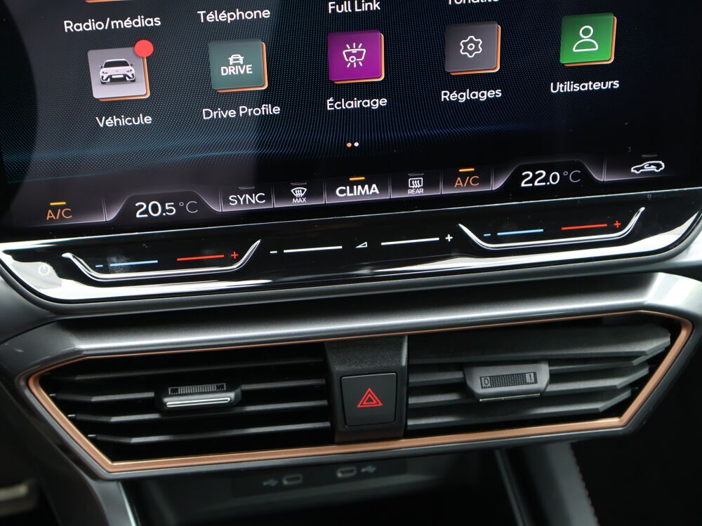 Leon 1.5 eTSI Hybrid 150 ch DSG7 V 2025 occasion 77680 Roissy-en-Brie