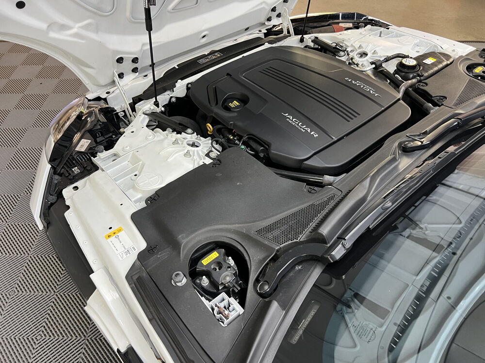 F-Type 2L Essence 300 ch BVA8 2017 occasion 27120 PACY-SUR-EURE