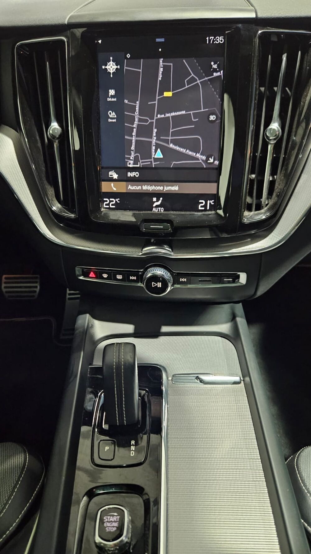 XC60 T8 Twin Engine 303ch + 87ch Geartronic 8 R-Design 2019 occasion 59240 Dunkerque