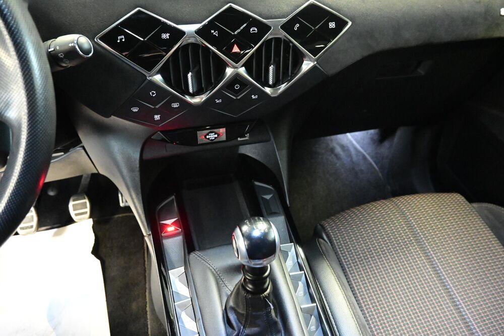 DS3 Crossback PureTech 100 BVM6 Performance Line 2020 occasion 72650 Saint-Saturnin