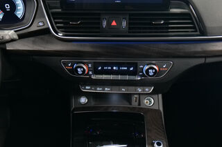 Q5 40 TDI 204 S TRONIC 7 QUATTRO AVUS 1&deg;MAIN / TVA RECUPERABLE 2023 occasion 69008 LYON 8EME