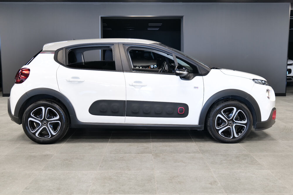 C3 110 S&S EAT6 ELLE - GPS COULEUR / CLIM AUTO / CAMERA DE RECU 2019 occasion 69008 LYON 8EME