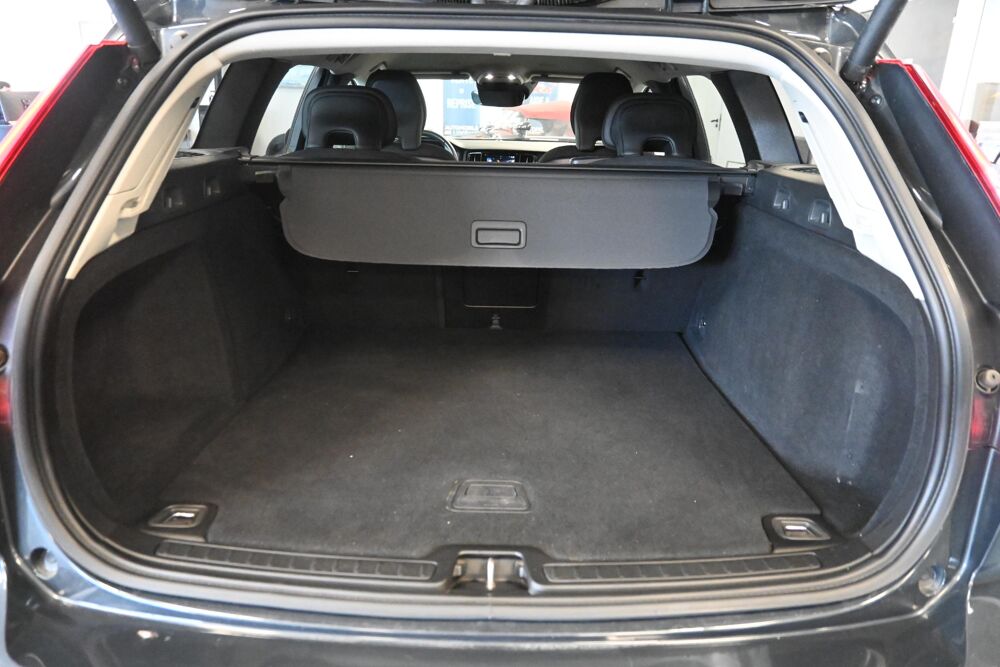 V60 D3 AdBlue 150 ch Geartronic 8 Business 2019 occasion 72650 Saint-Saturnin
