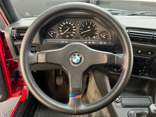 S&eacute;rie 3 320i 1988 occasion 27120 PACY-SUR-EURE
