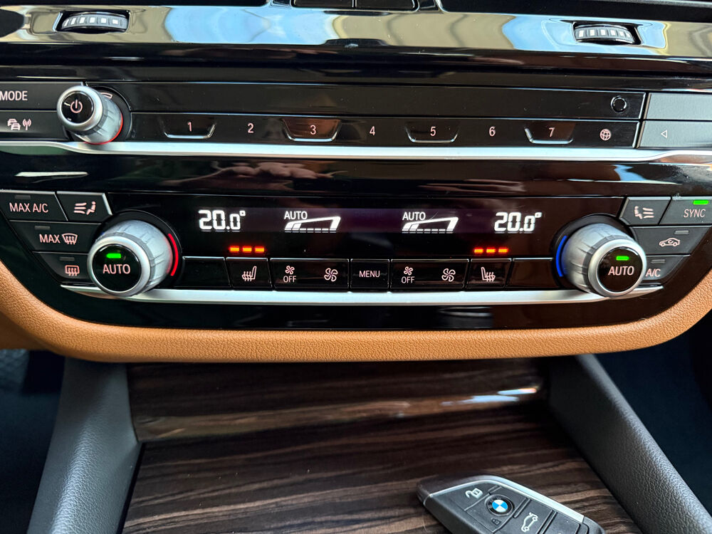 S&eacute;rie 5 Touring 518d TwinPower Turbo 150 ch BVA8 Business Design 2021 occasion 50300 MARCEY-LES-GREVES